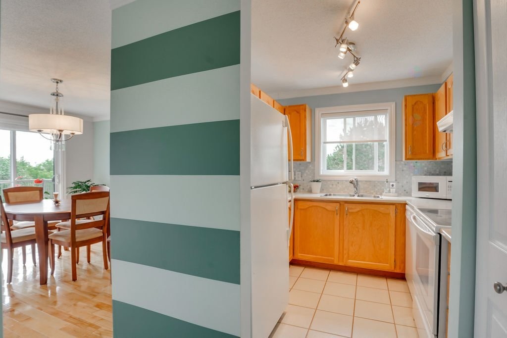 









18


Rue de Deauville

, 5,
Gatineau (Hull),




QC
J8Z2J3

