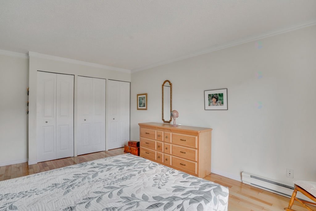 









18


Rue de Deauville

, 5,
Gatineau (Hull),




QC
J8Z2J3

