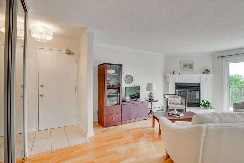 









18


Rue de Deauville

, 5,
Gatineau (Hull),




QC
J8Z2J3

