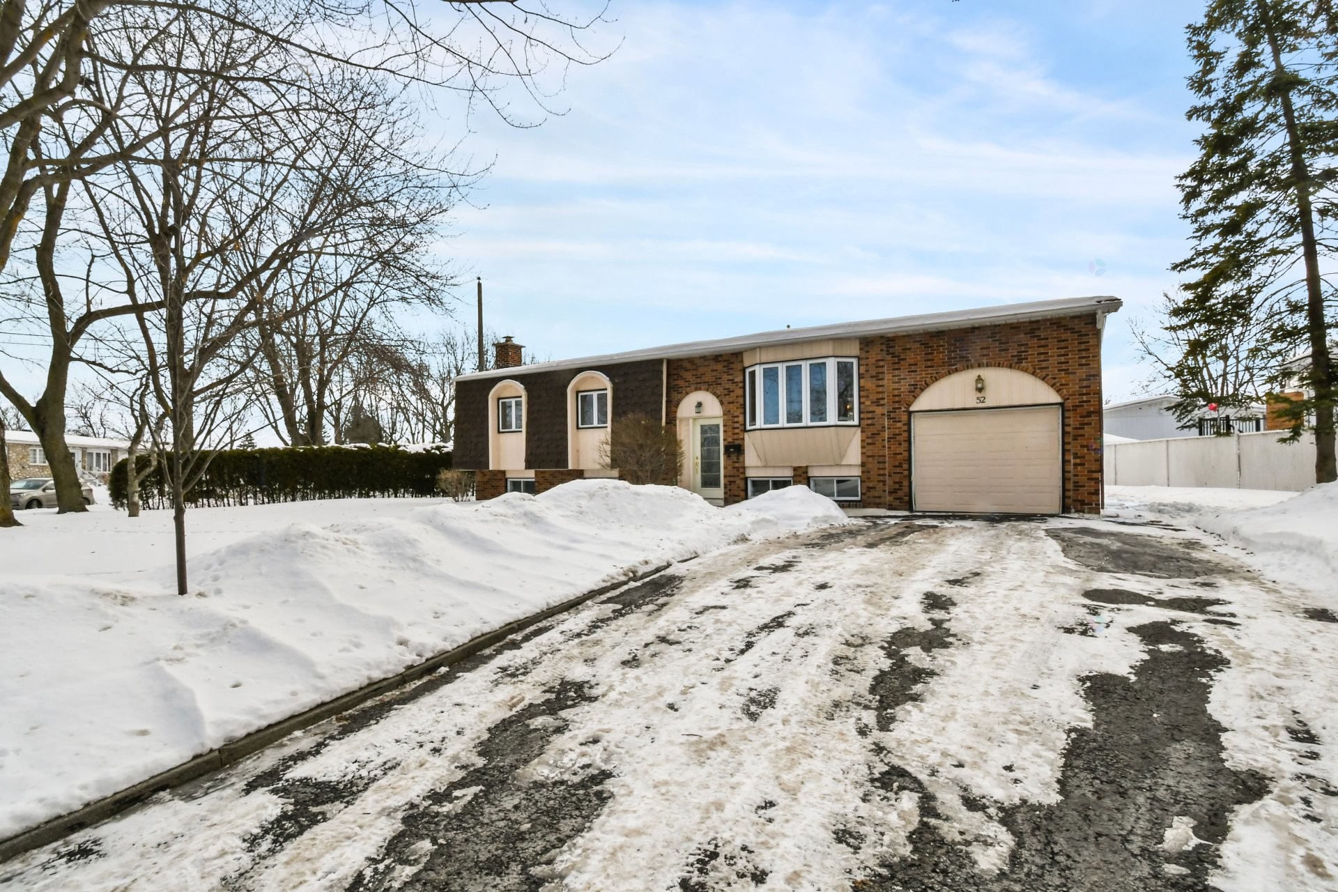 









52


Place Jasper

,
Candiac,




QC
J5R4C4

