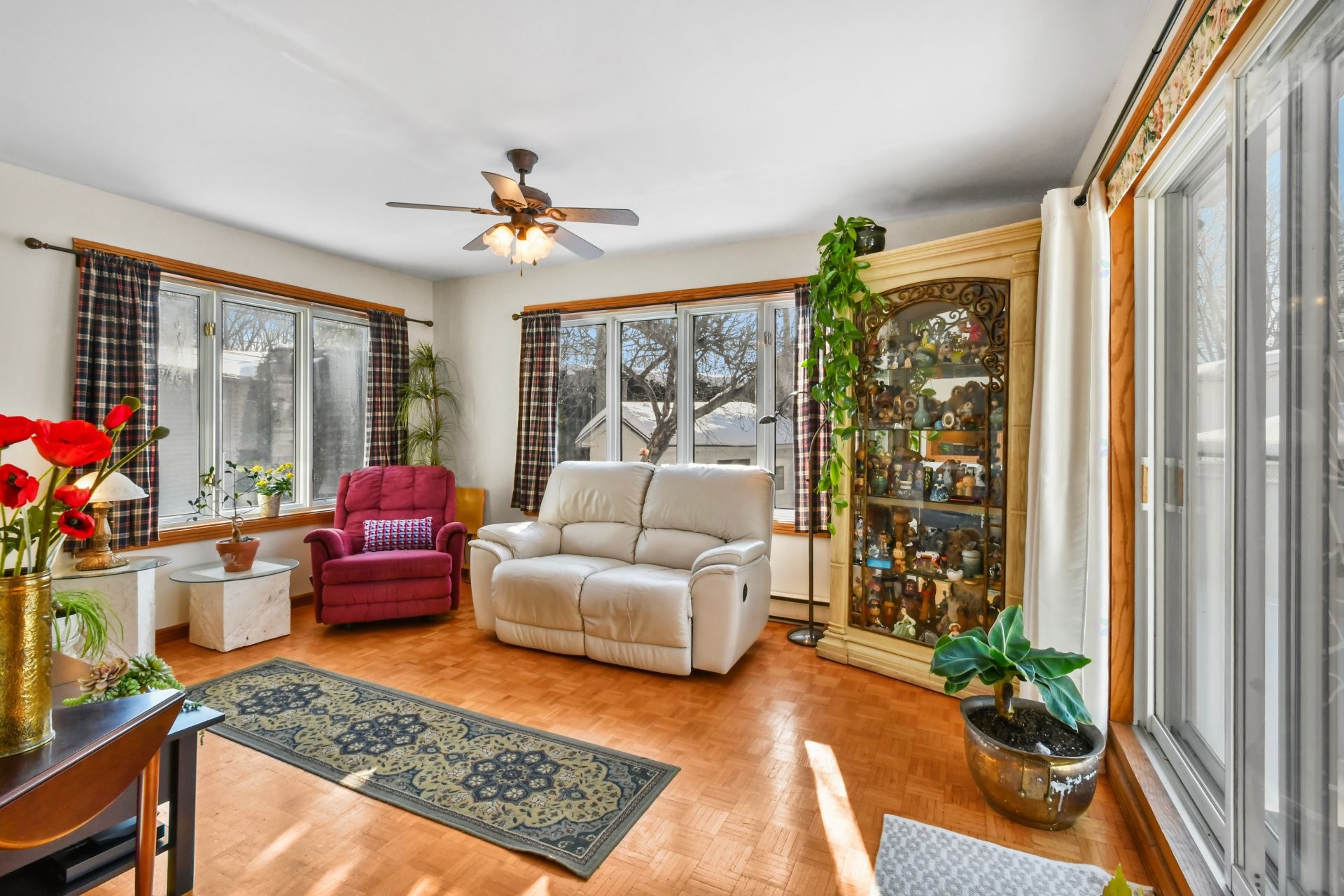 









52


Place Jasper

,
Candiac,




QC
J5R4C4

