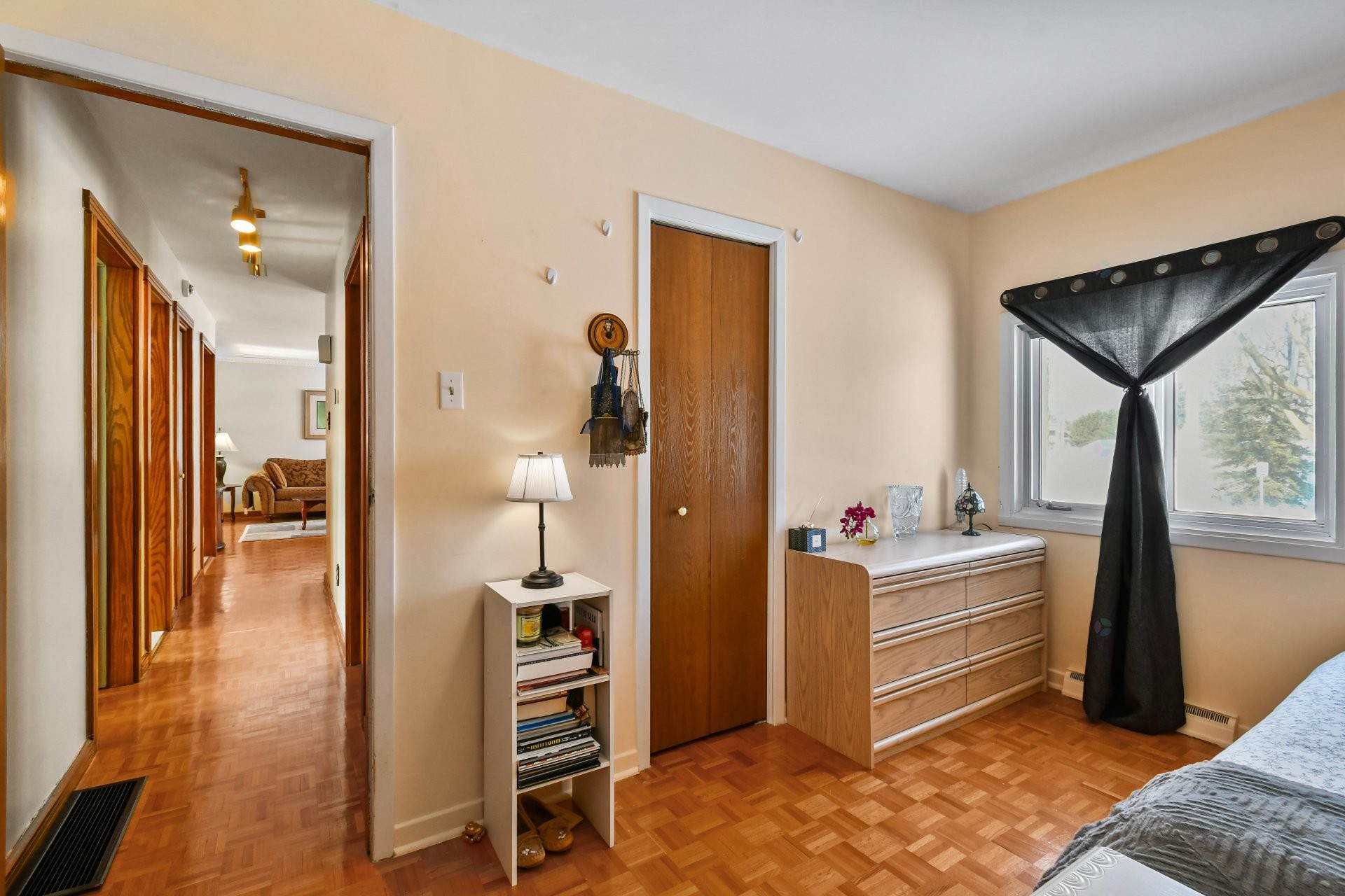 









52


Place Jasper

,
Candiac,




QC
J5R4C4

