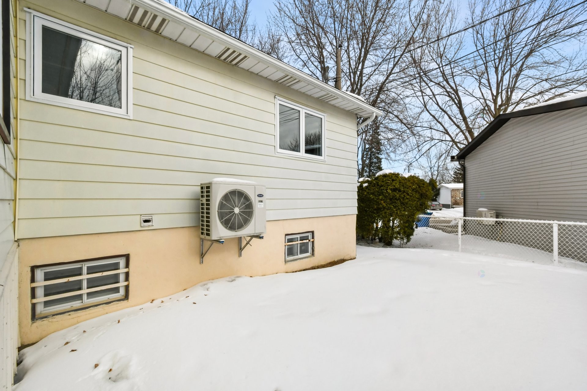 









52


Place Jasper

,
Candiac,




QC
J5R4C4

