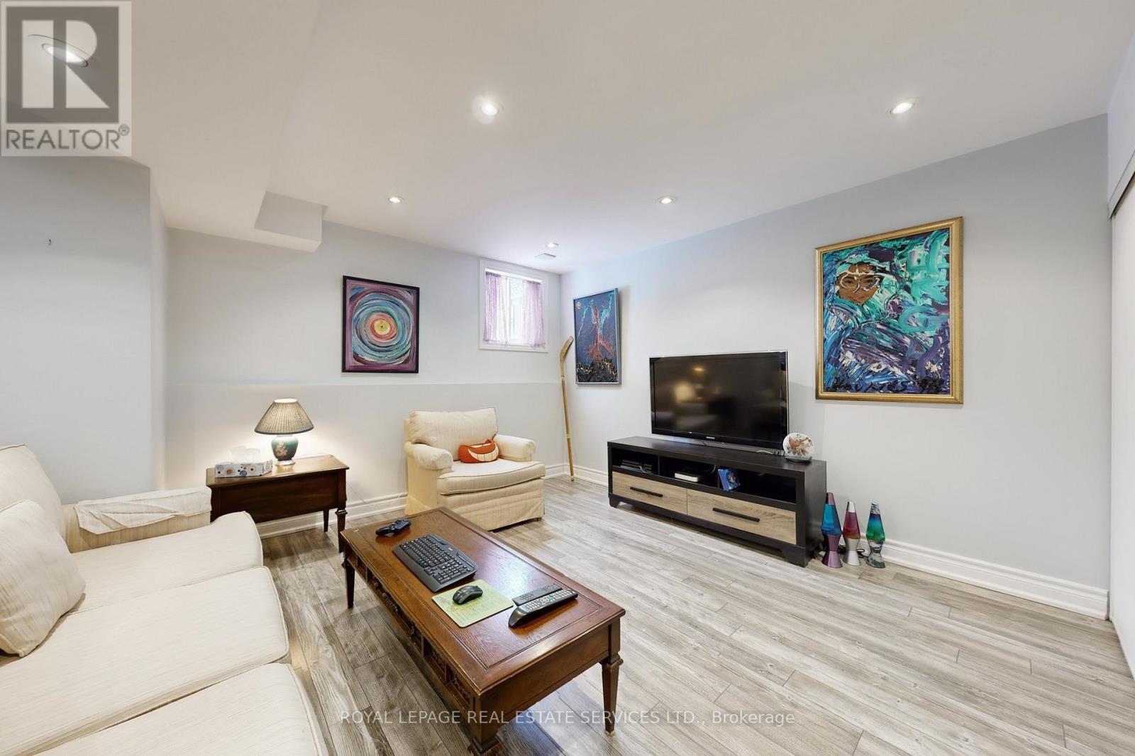 












65 ASHDALE ROAD

,
Brampton,




Ontario
L6Y5M9

