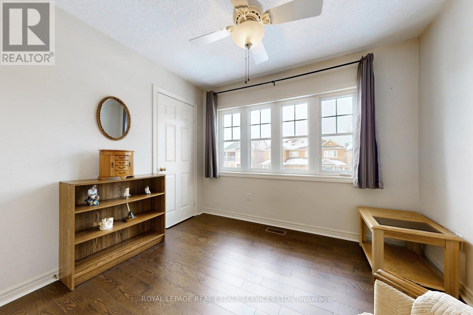 












65 ASHDALE ROAD

,
Brampton,




Ontario
L6Y5M9

