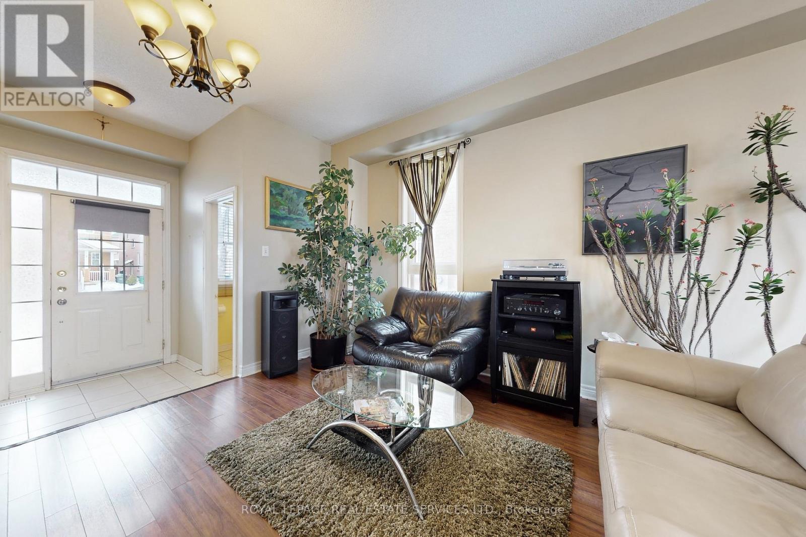 












65 ASHDALE ROAD

,
Brampton,




Ontario
L6Y5M9

