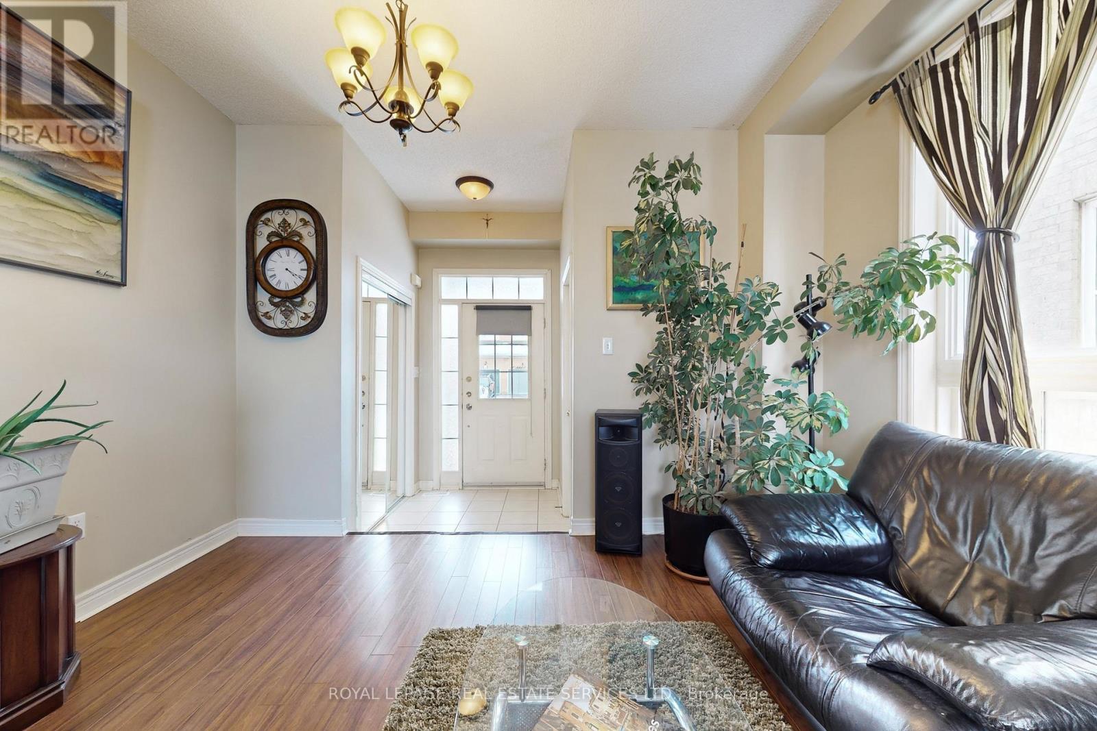 












65 ASHDALE ROAD

,
Brampton,




Ontario
L6Y5M9

