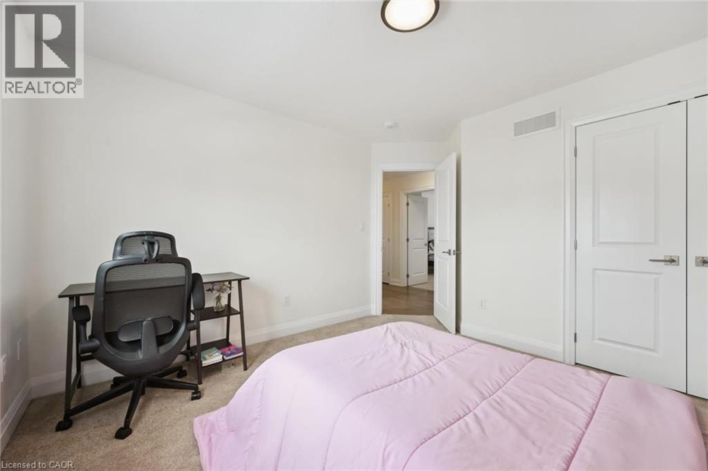 












138 WOODBERRY Crescent

,
Elmira,




Ontario
N3B0E5

