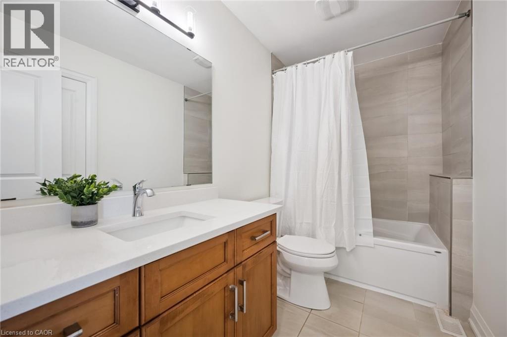 












138 WOODBERRY Crescent

,
Elmira,




Ontario
N3B0E5

