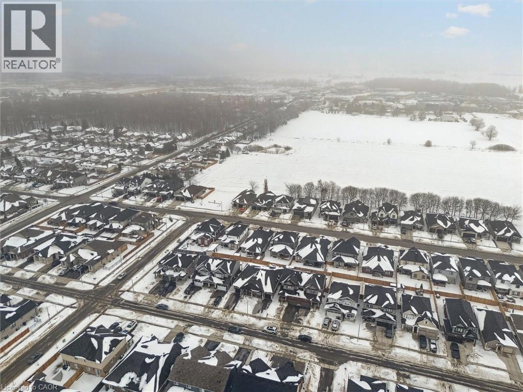 












138 WOODBERRY Crescent

,
Elmira,




Ontario
N3B0E5

