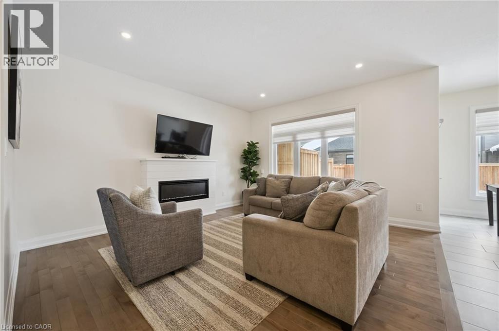 












138 WOODBERRY Crescent

,
Elmira,




Ontario
N3B0E5

