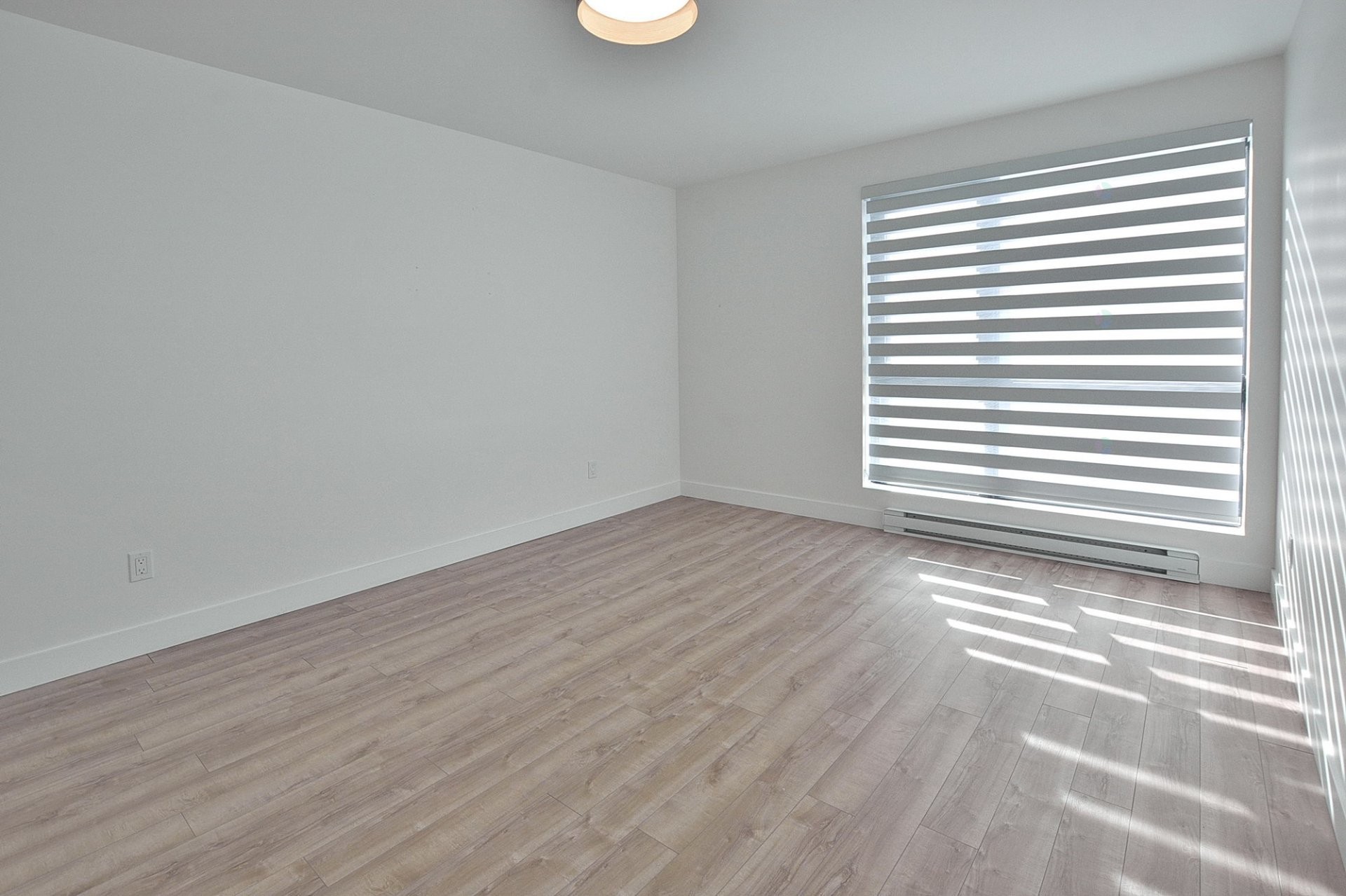 









70


Rue Toe-Blake

, 205,
Vaudreuil-Dorion,




QC
J7V3R6

