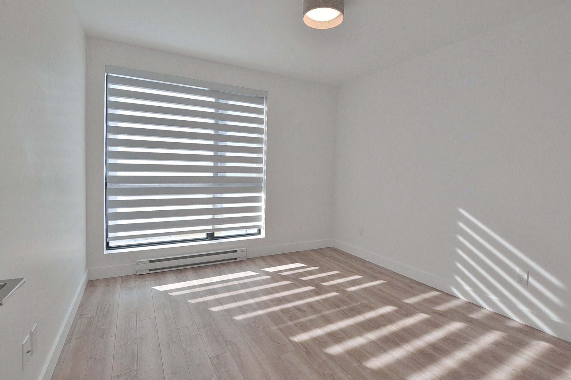 









70


Rue Toe-Blake

, 205,
Vaudreuil-Dorion,




QC
J7V3R6

