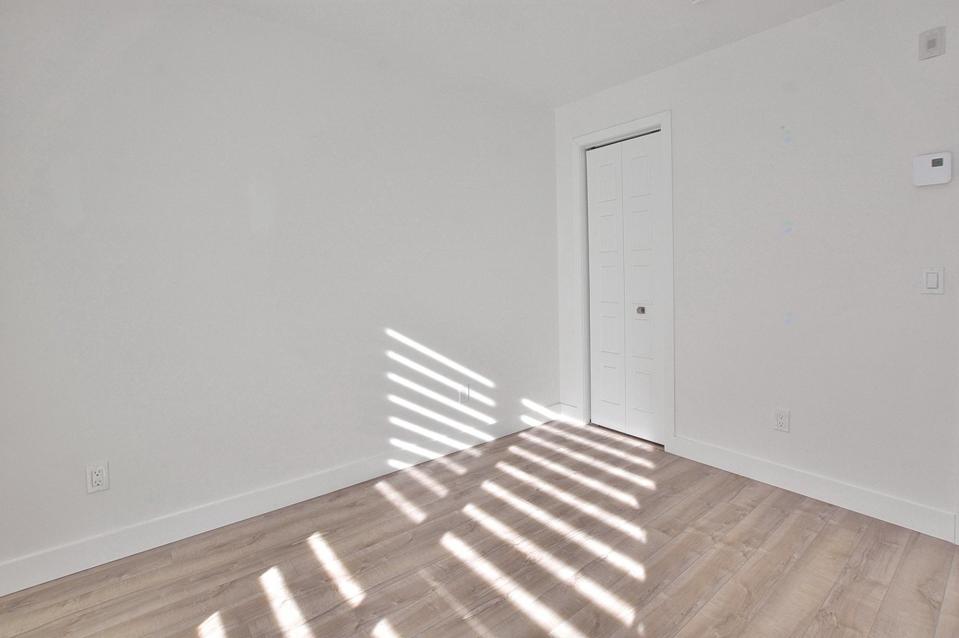 









70


Rue Toe-Blake

, 205,
Vaudreuil-Dorion,




QC
J7V3R6

