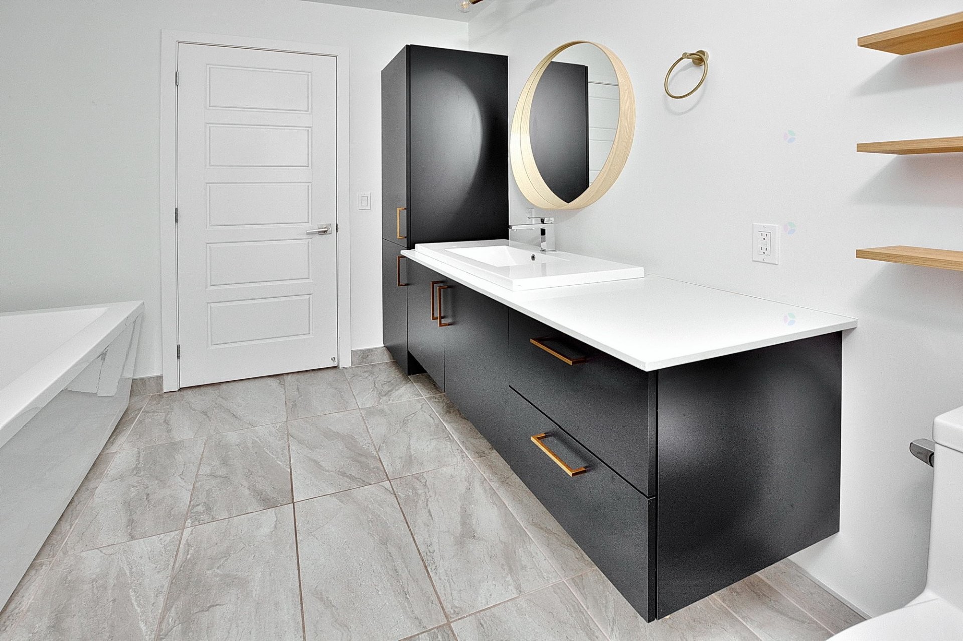 









70


Rue Toe-Blake

, 205,
Vaudreuil-Dorion,




QC
J7V3R6

