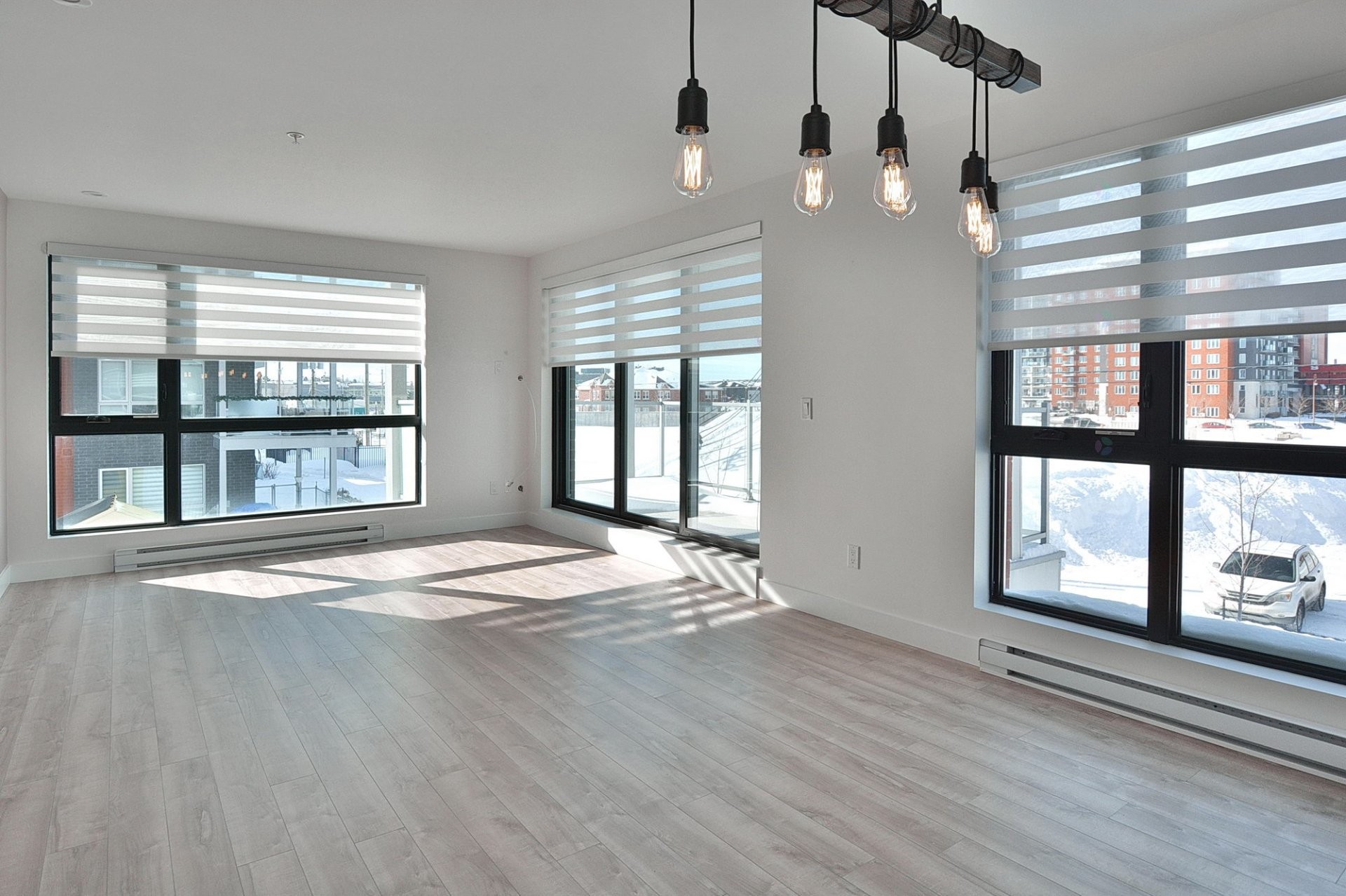 









70


Rue Toe-Blake

, 205,
Vaudreuil-Dorion,




QC
J7V3R6

