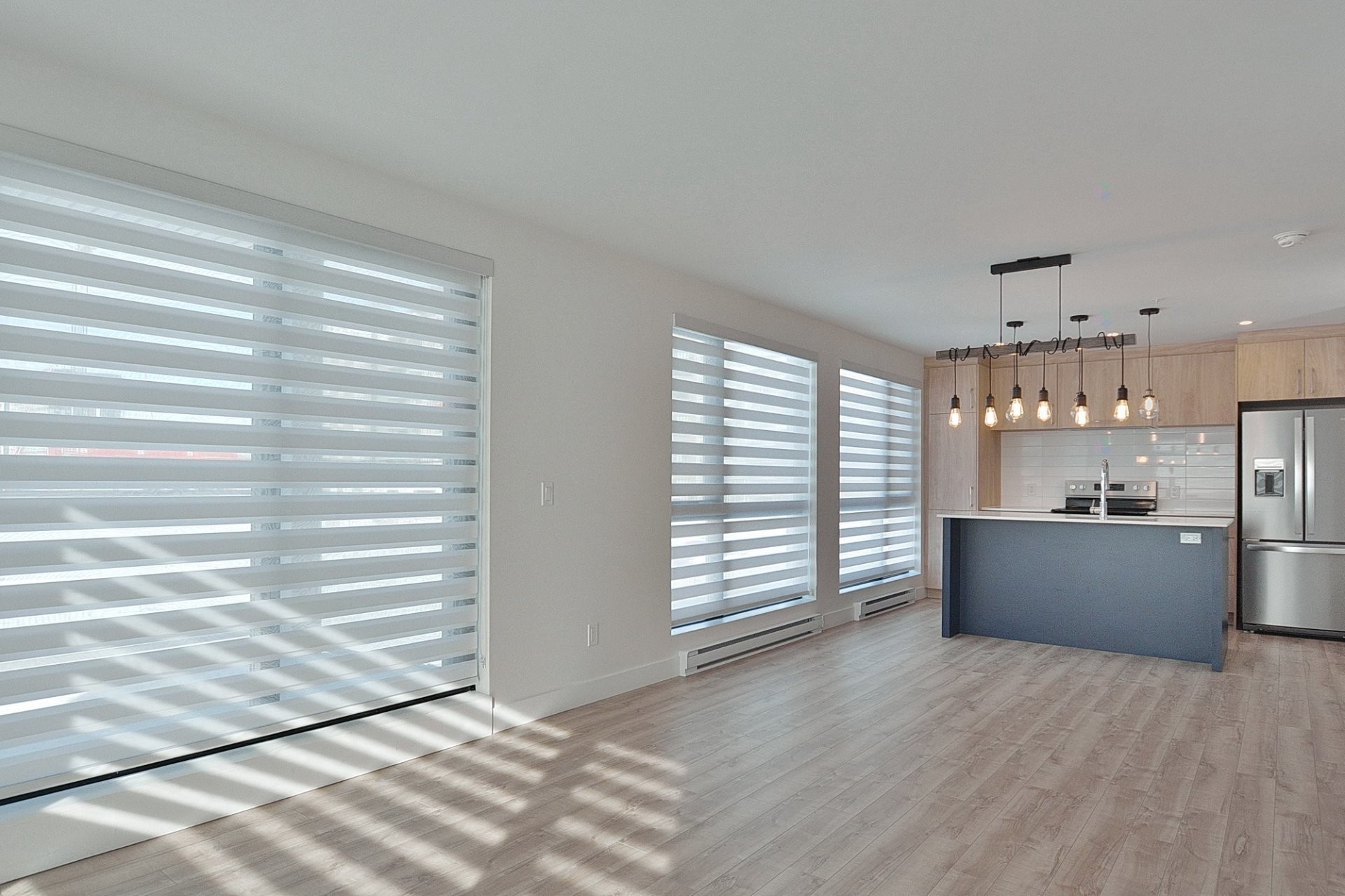 









70


Rue Toe-Blake

, 205,
Vaudreuil-Dorion,




QC
J7V3R6

