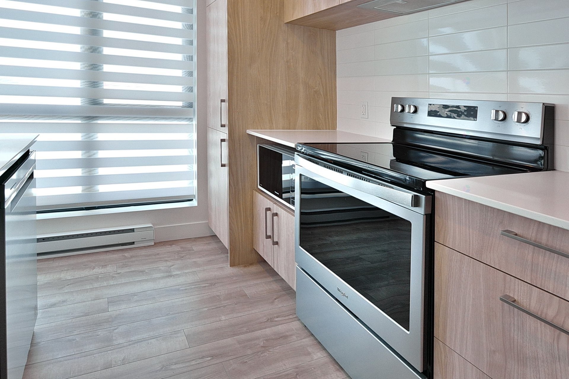 









70


Rue Toe-Blake

, 205,
Vaudreuil-Dorion,




QC
J7V3R6

