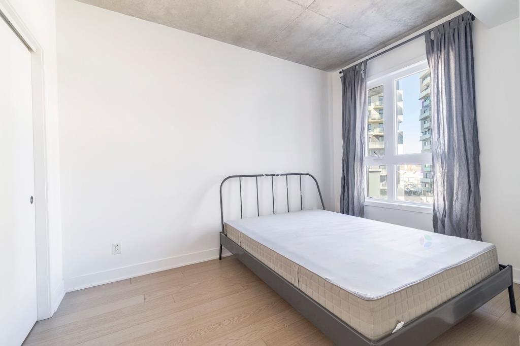 









1700


Rue Viola-Desmond

, 607,
Montréal (LaSalle),




QC
H8N0H1

