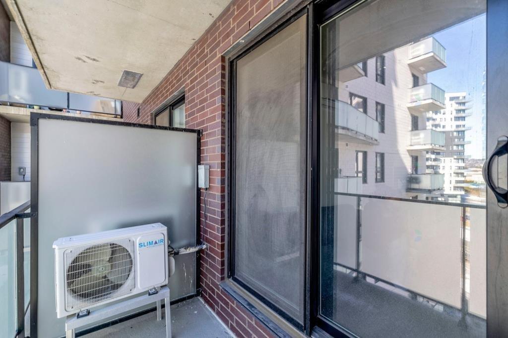 









1700


Rue Viola-Desmond

, 607,
Montréal (LaSalle),




QC
H8N0H1

