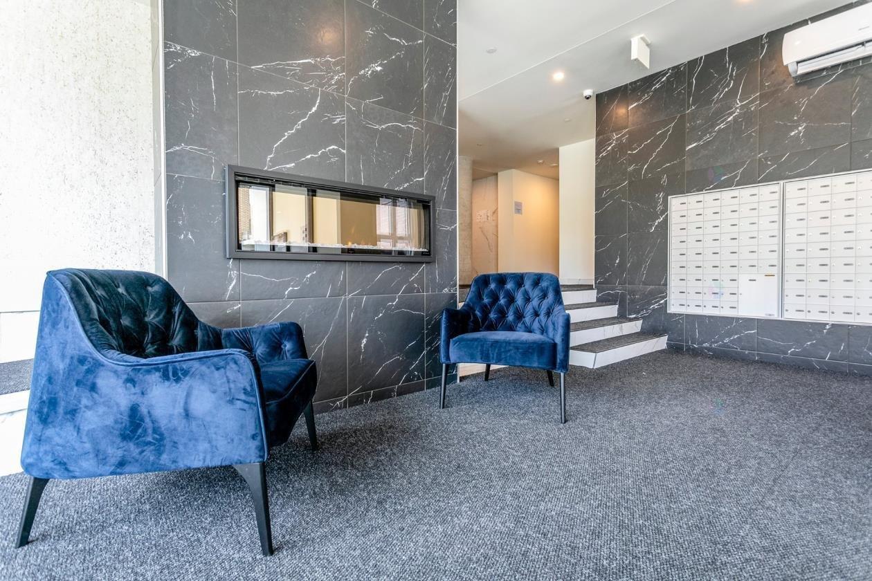 









1700


Rue Viola-Desmond

, 607,
Montréal (LaSalle),




QC
H8N0H1

