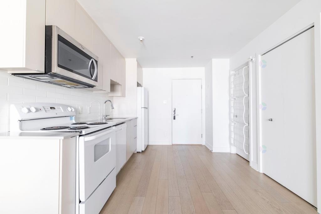 









1700


Rue Viola-Desmond

, 607,
Montréal (LaSalle),




QC
H8N0H1

