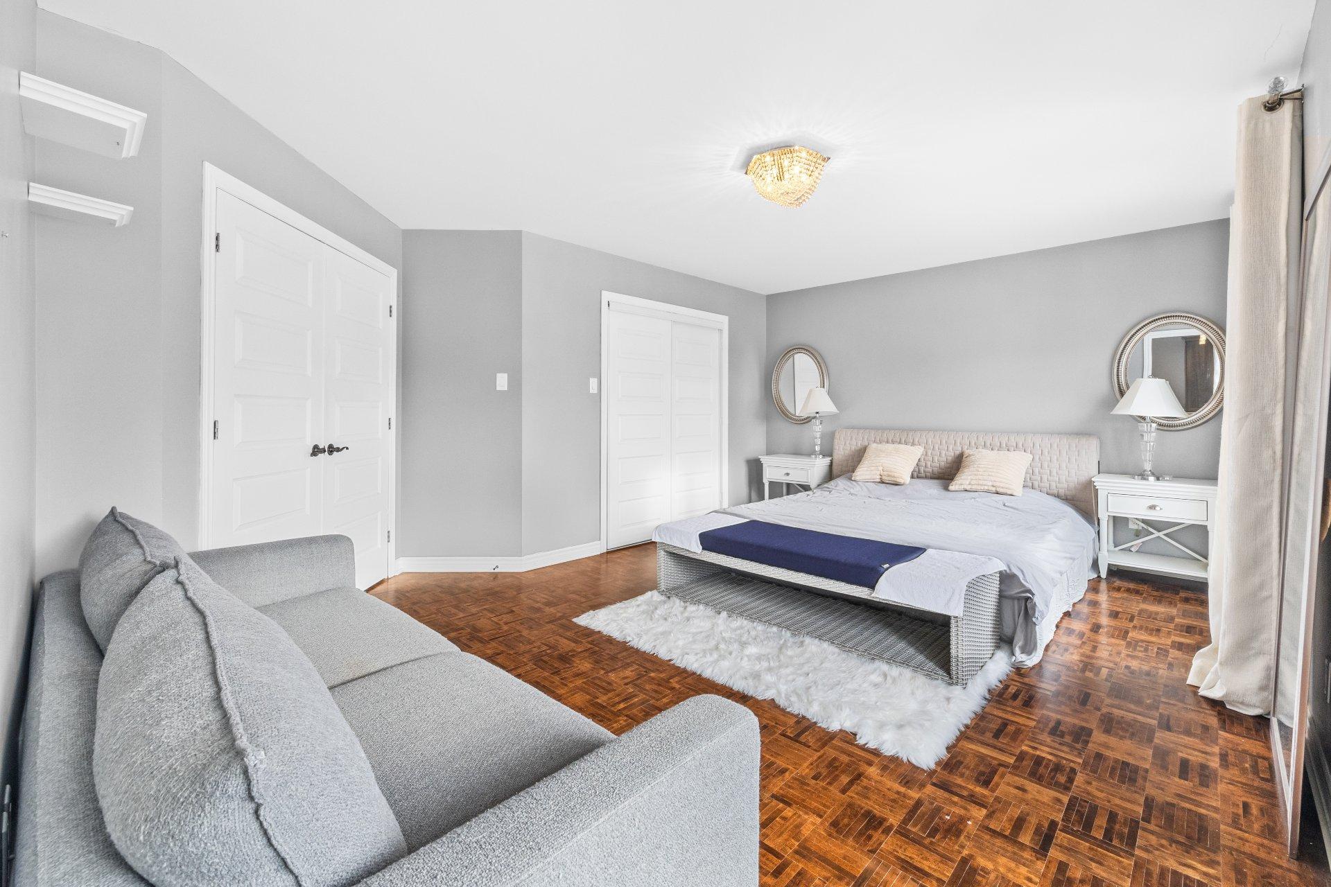 









6590


Rue Césaire

,
Brossard,




QC
J4Z0G4

