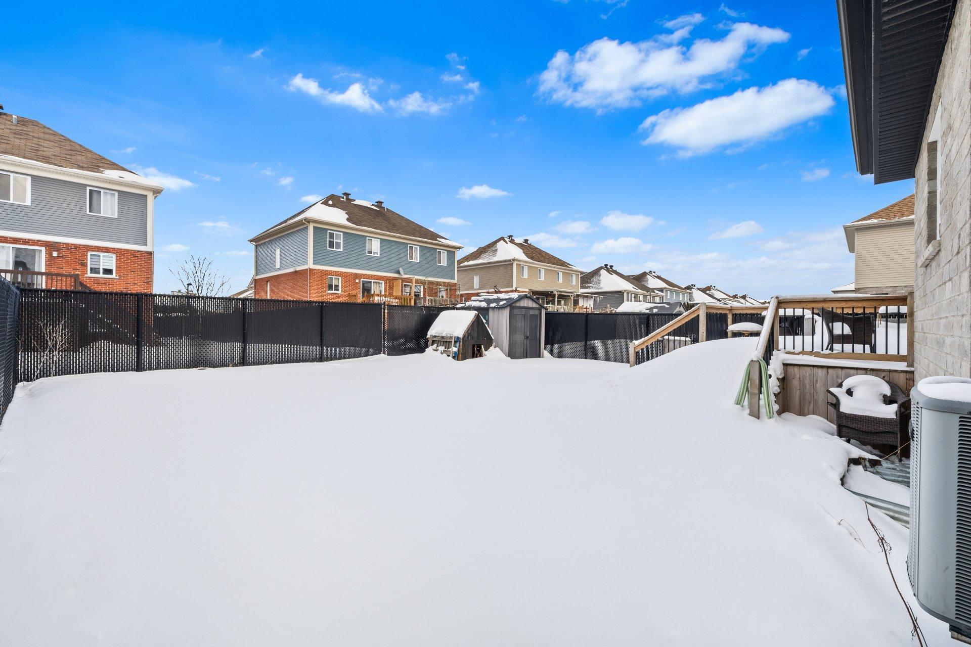 









6590


Rue Césaire

,
Brossard,




QC
J4Z0G4

