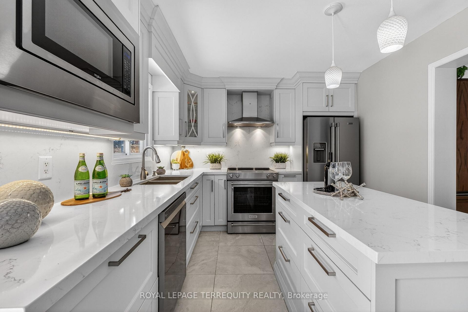 









3591


Kelso

Crescent,
Mississauga,




ON
L5L 4R9

