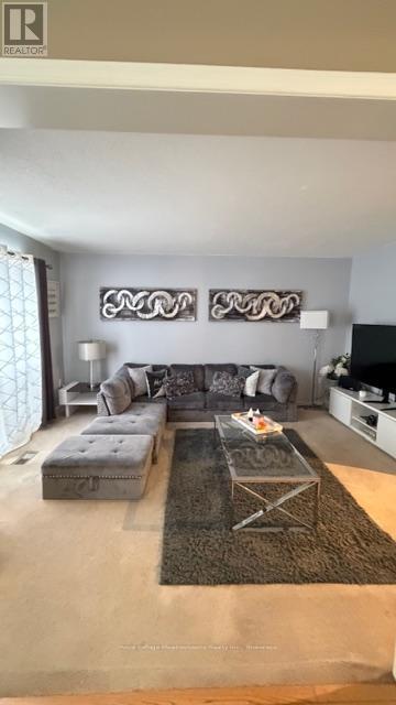 












44 CORBETT STREET

,
Cambridge,




Ontario
N1T1V5

