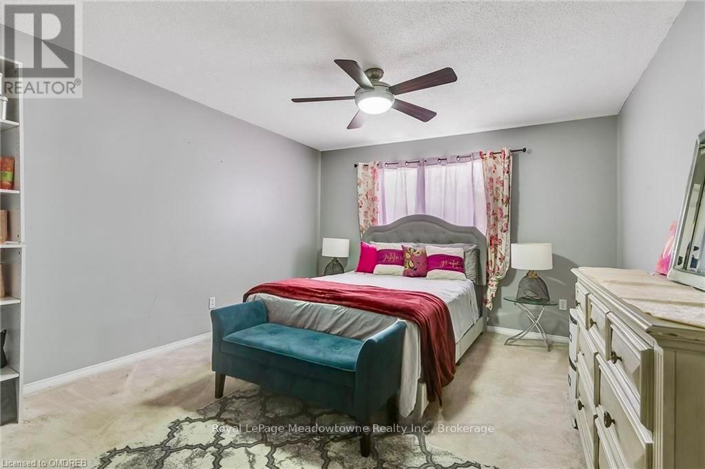 












44 CORBETT STREET

,
Cambridge,




Ontario
N1T1V5

