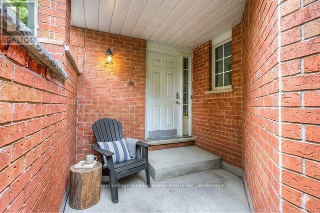 












44 CORBETT STREET

,
Cambridge,




Ontario
N1T1V5

