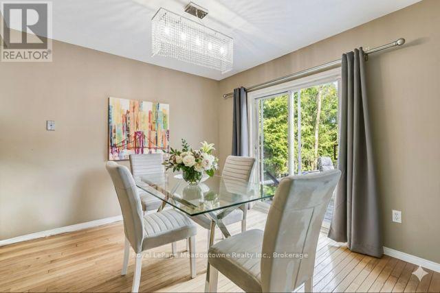 












44 CORBETT STREET

,
Cambridge,




Ontario
N1T1V5

