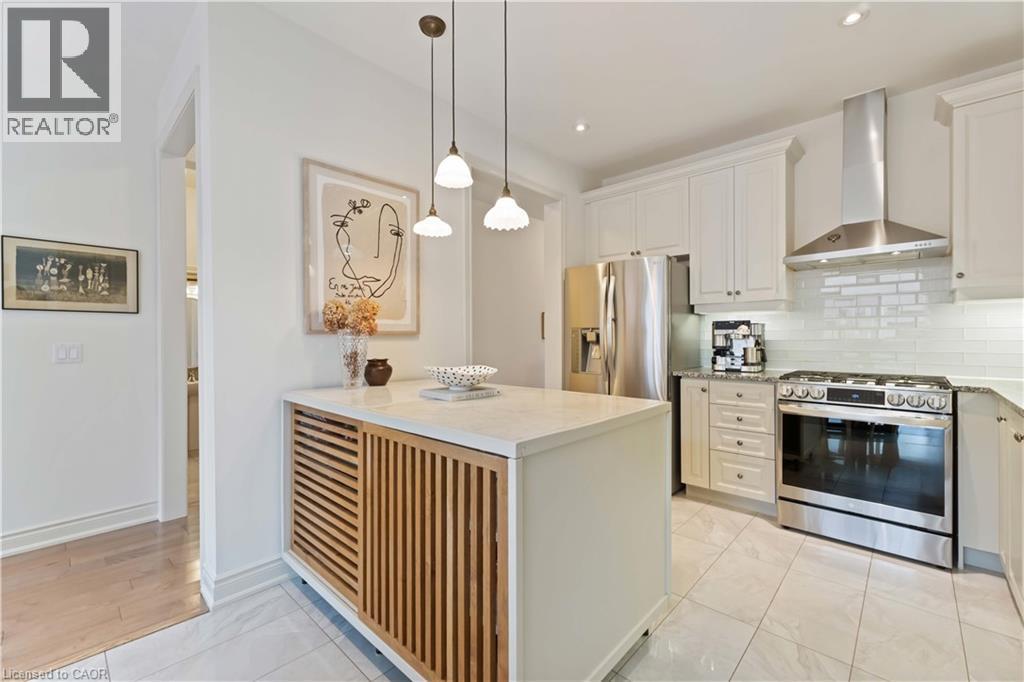 












28 BABCOCK Street

,
Waterdown,




Ontario
L8B0S6

