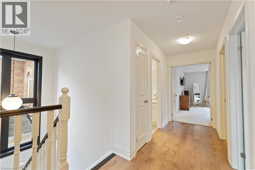 












28 BABCOCK Street

,
Waterdown,




Ontario
L8B0S6

