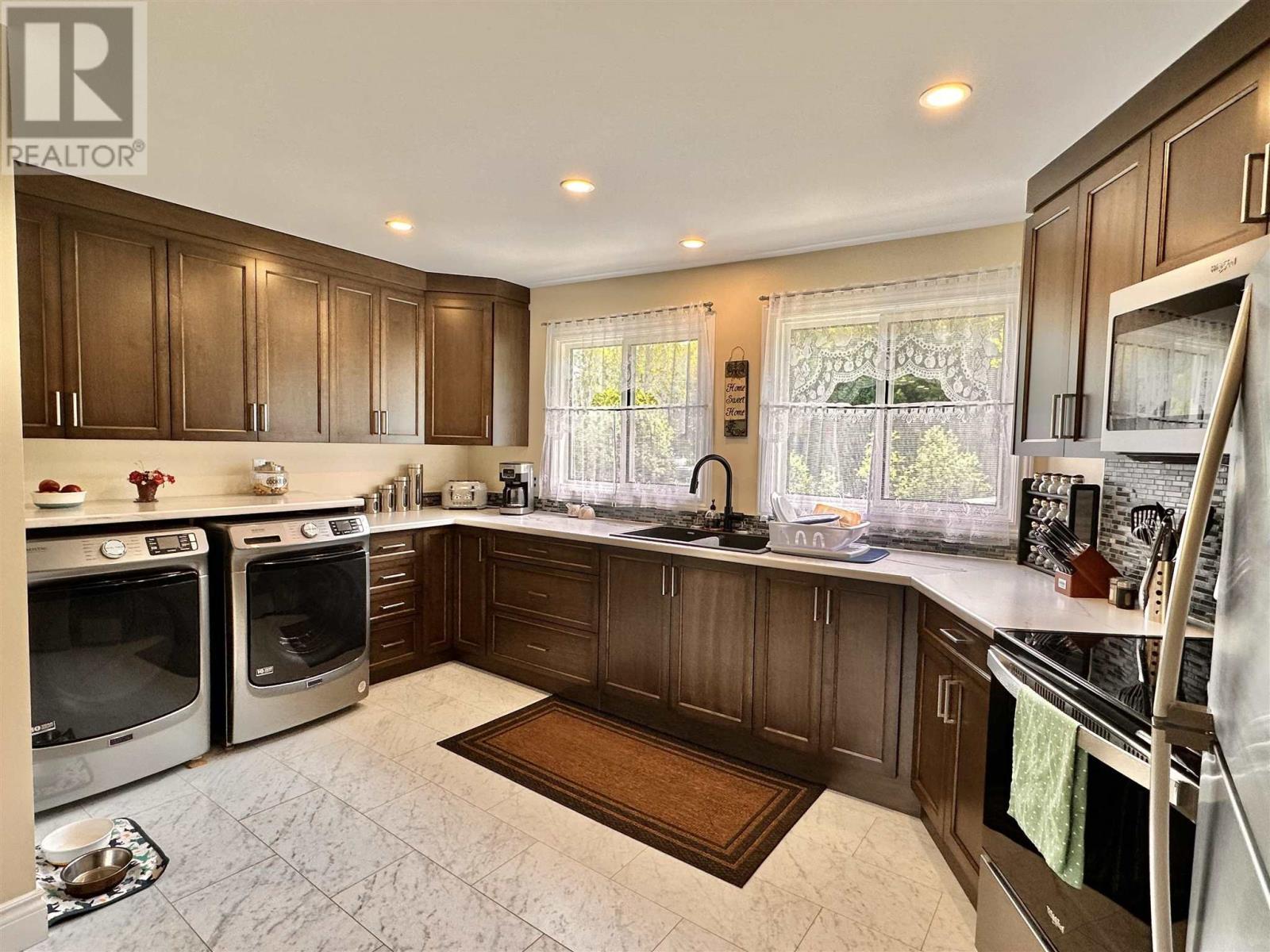 












1157 Martin RD

,
Spragge,




Ontario
P0R1K0

