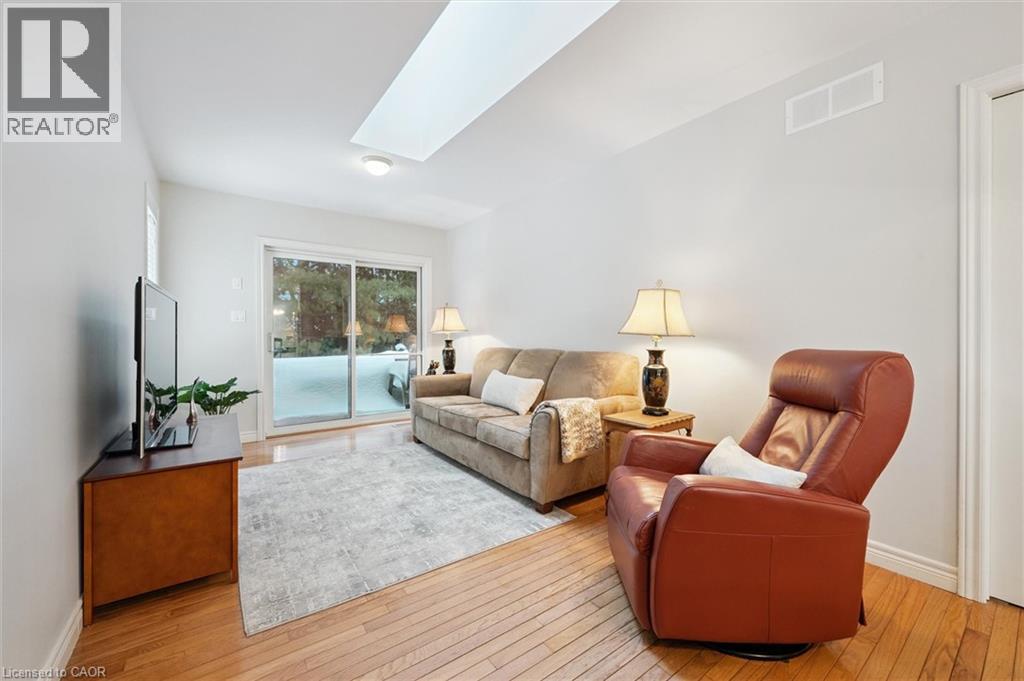 












67 WHITEPINE Way

,
Guelph,




Ontario
N1G4X7

