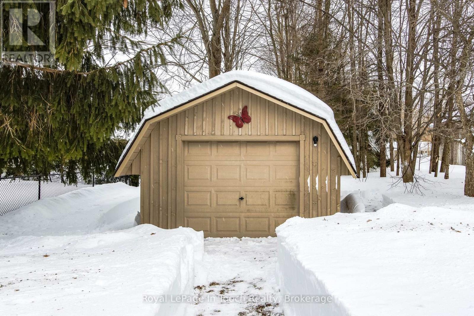 












19 MAPLEGATE ROAD

,
Tiny (Wyevale),




Ontario
L0L2T0


