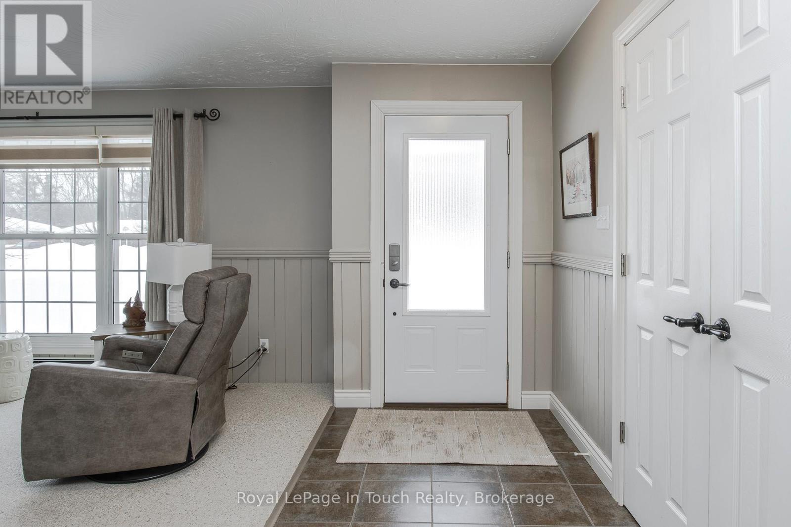 












19 MAPLEGATE ROAD

,
Tiny (Wyevale),




Ontario
L0L2T0

