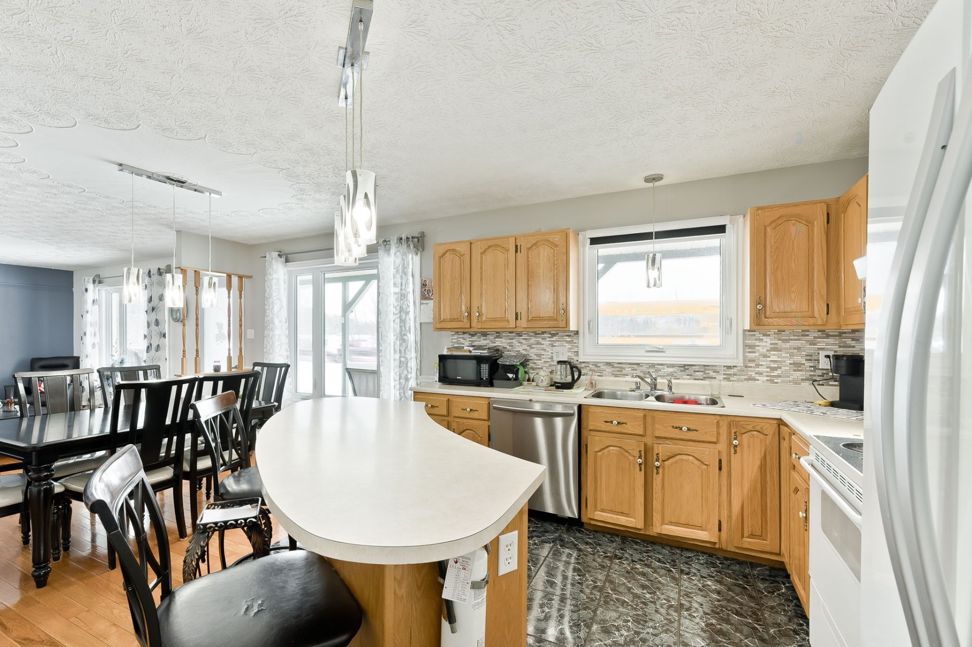 









36


Rue de Barnston

,
Coaticook,




QC
J1A2Z2

