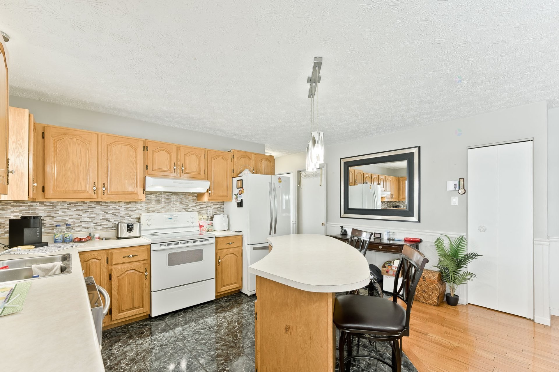 









36


Rue de Barnston

,
Coaticook,




QC
J1A2Z2

