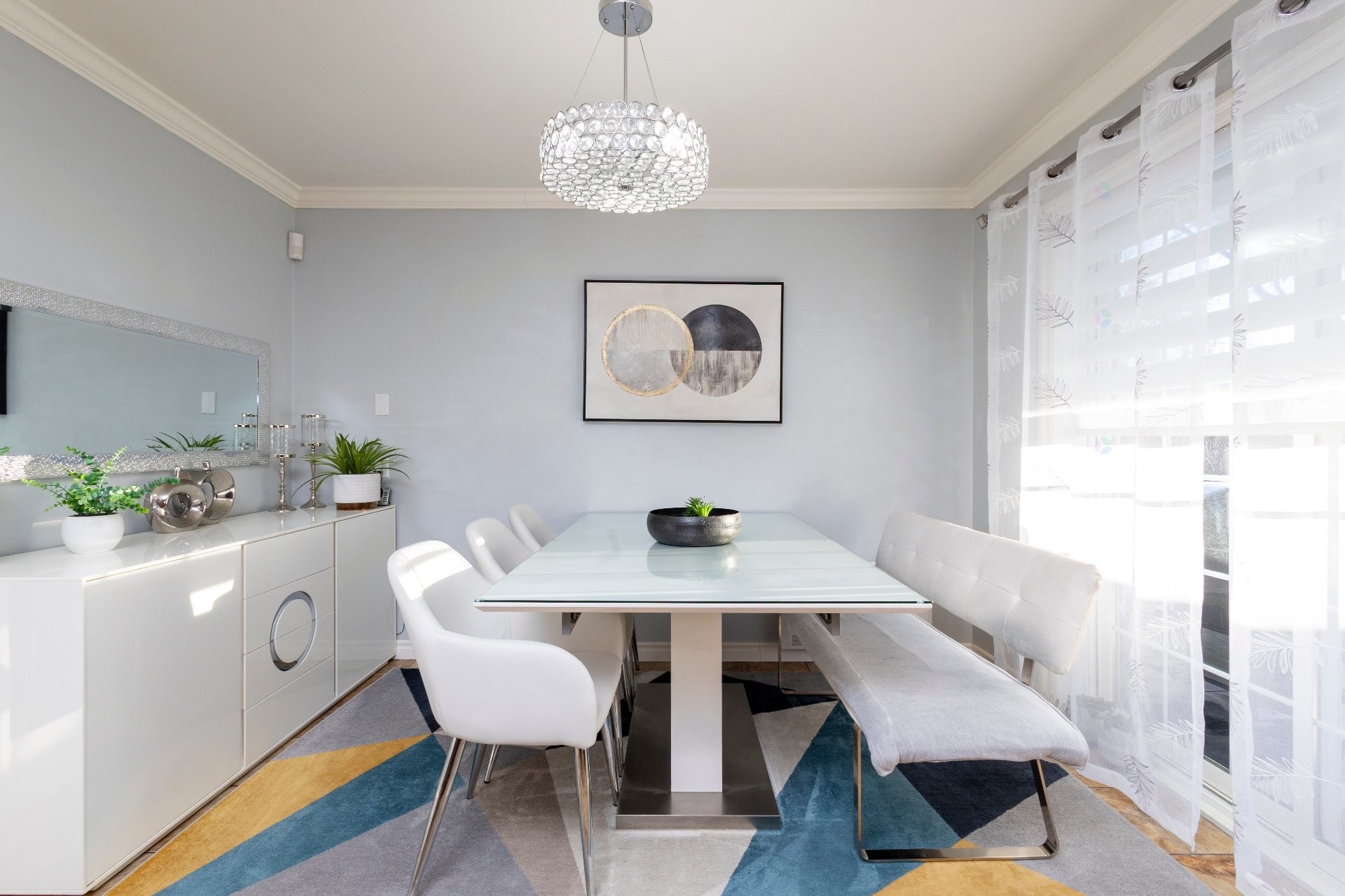 









110

 - 114


Av. Legrand

,
Laval (Laval-des-Rapides),




QC
H7N3T1

