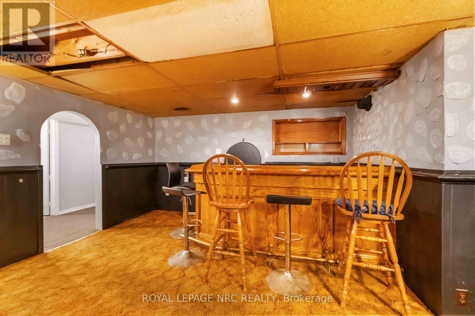 












8025 THORTON STREET

,
Niagara Falls (Ascot),




Ontario
L2H2C2

