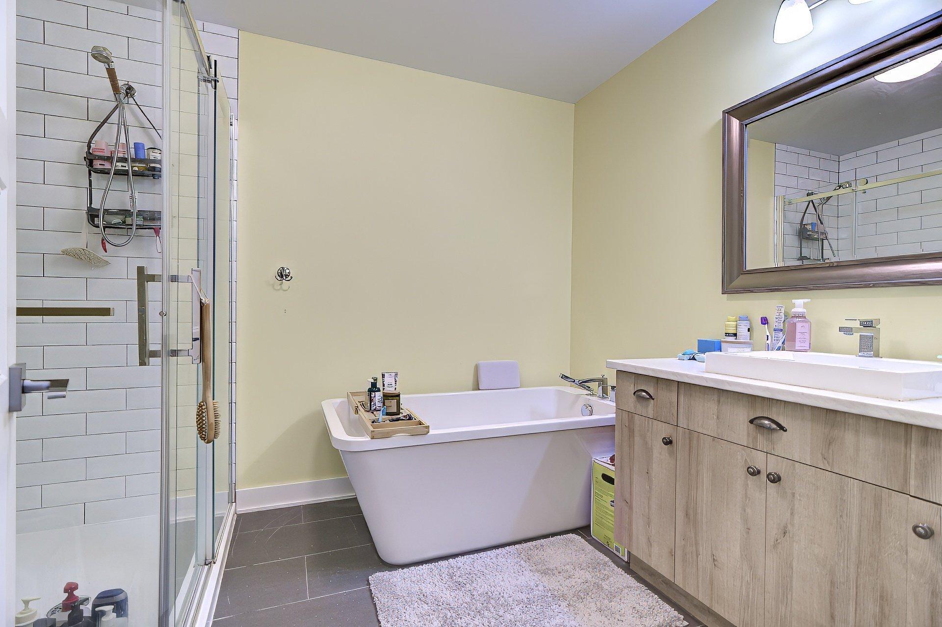 









79


Rue Provost

,
Montréal (Lachine),




QC
H8S1L3

