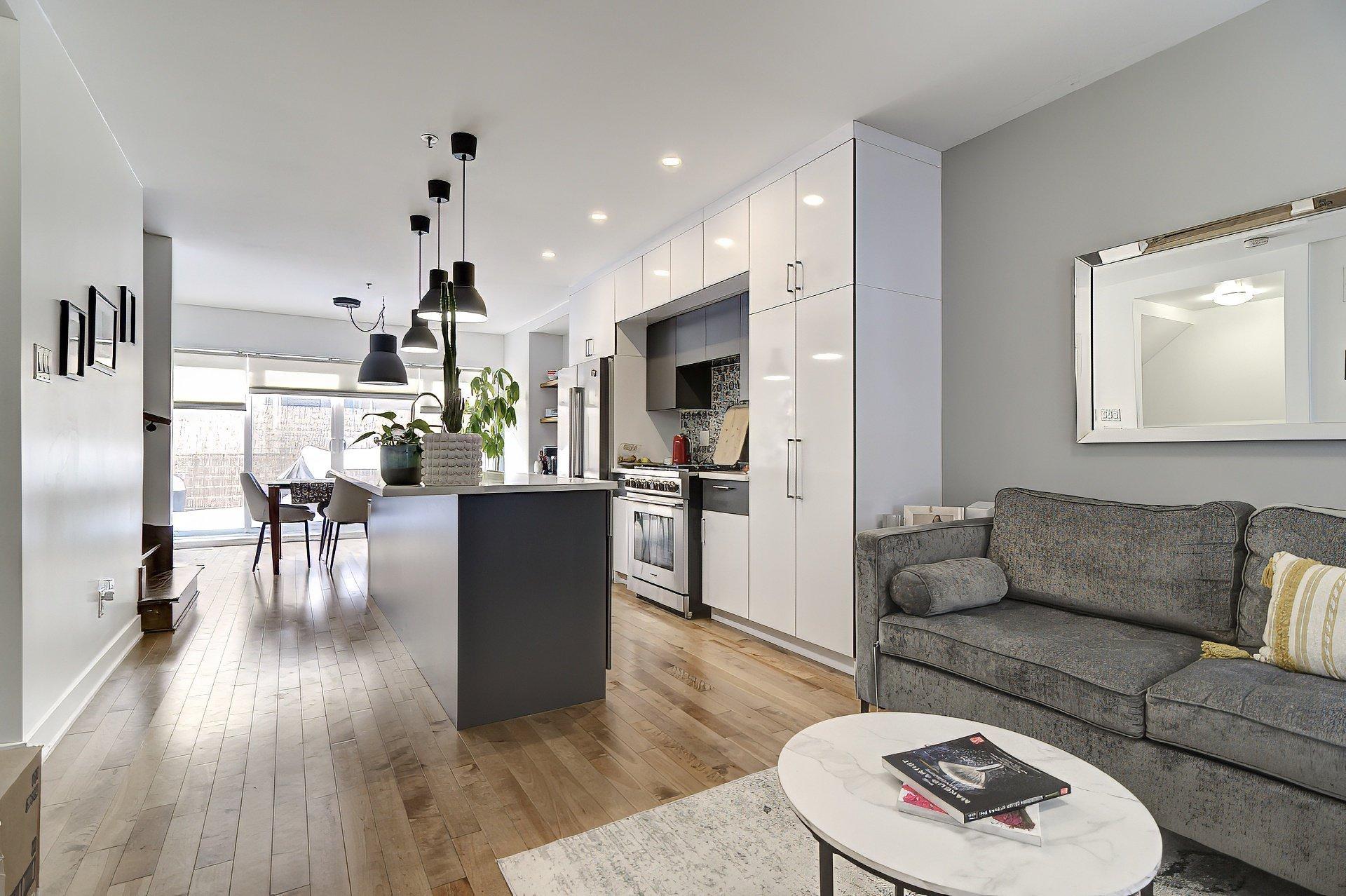 









79


Rue Provost

,
Montréal (Lachine),




QC
H8S1L3

