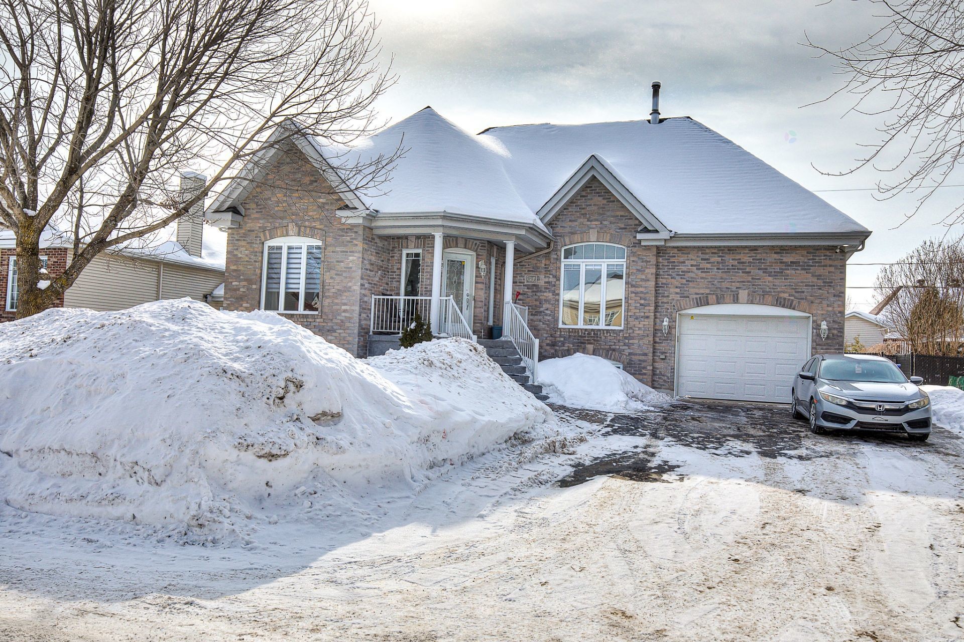 









52


Rue François-Baillairgé

,
Blainville,




QC
J7C5X8

