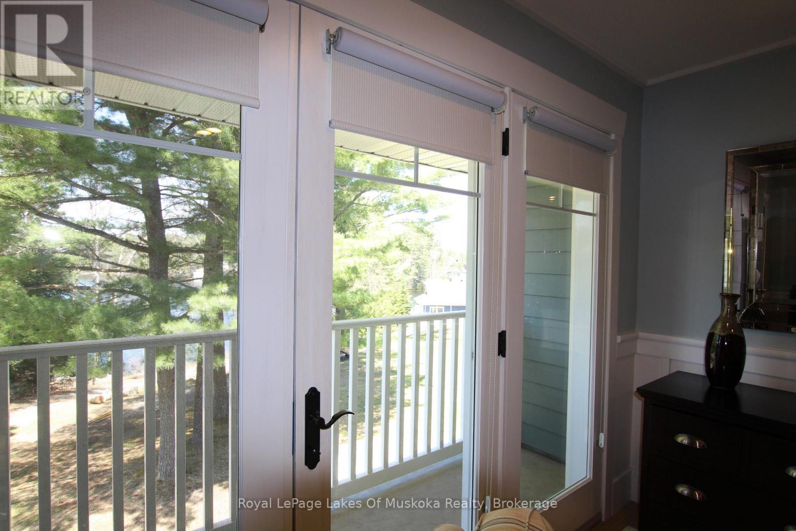 












V 7 W 6 - 1020 BIRCH GLEN ROAD

,
Lake of Bays (Mclean),




Ontario
P0B1A0

