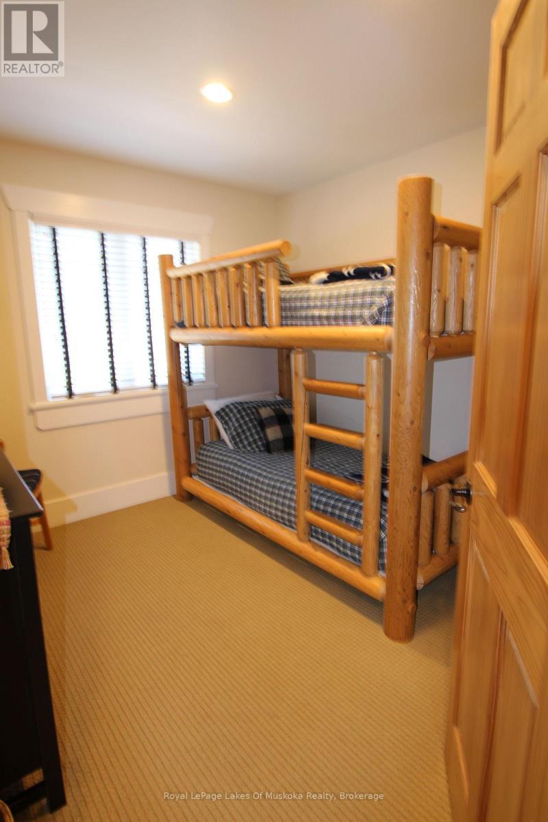 












V 7 W 6 - 1020 BIRCH GLEN ROAD

,
Lake of Bays (Mclean),




Ontario
P0B1A0

