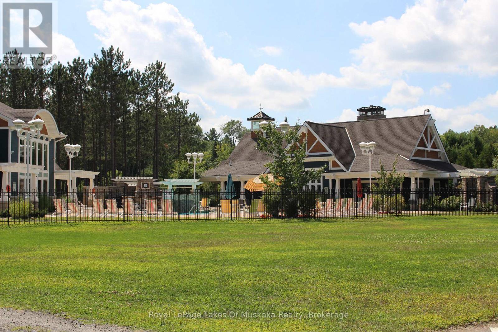 












V 7 W 6 - 1020 BIRCH GLEN ROAD

,
Lake of Bays (Mclean),




Ontario
P0B1A0

