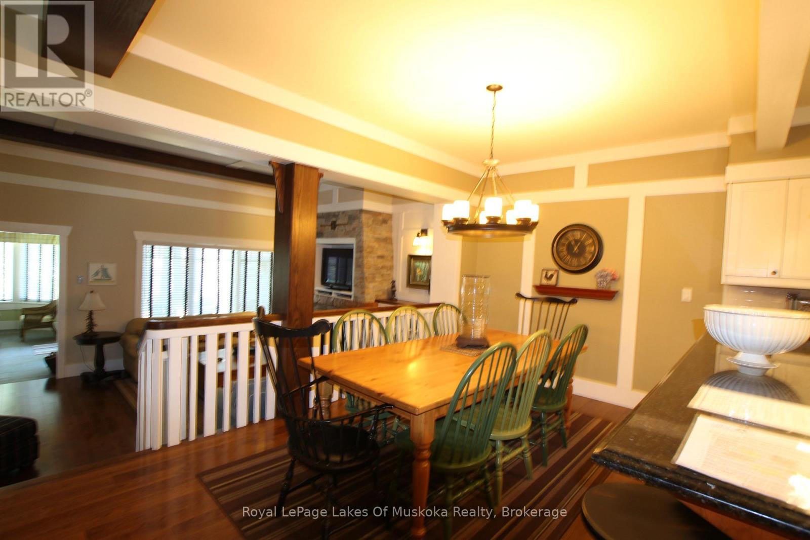 












V 7 W 6 - 1020 BIRCH GLEN ROAD

,
Lake of Bays (Mclean),




Ontario
P0B1A0

